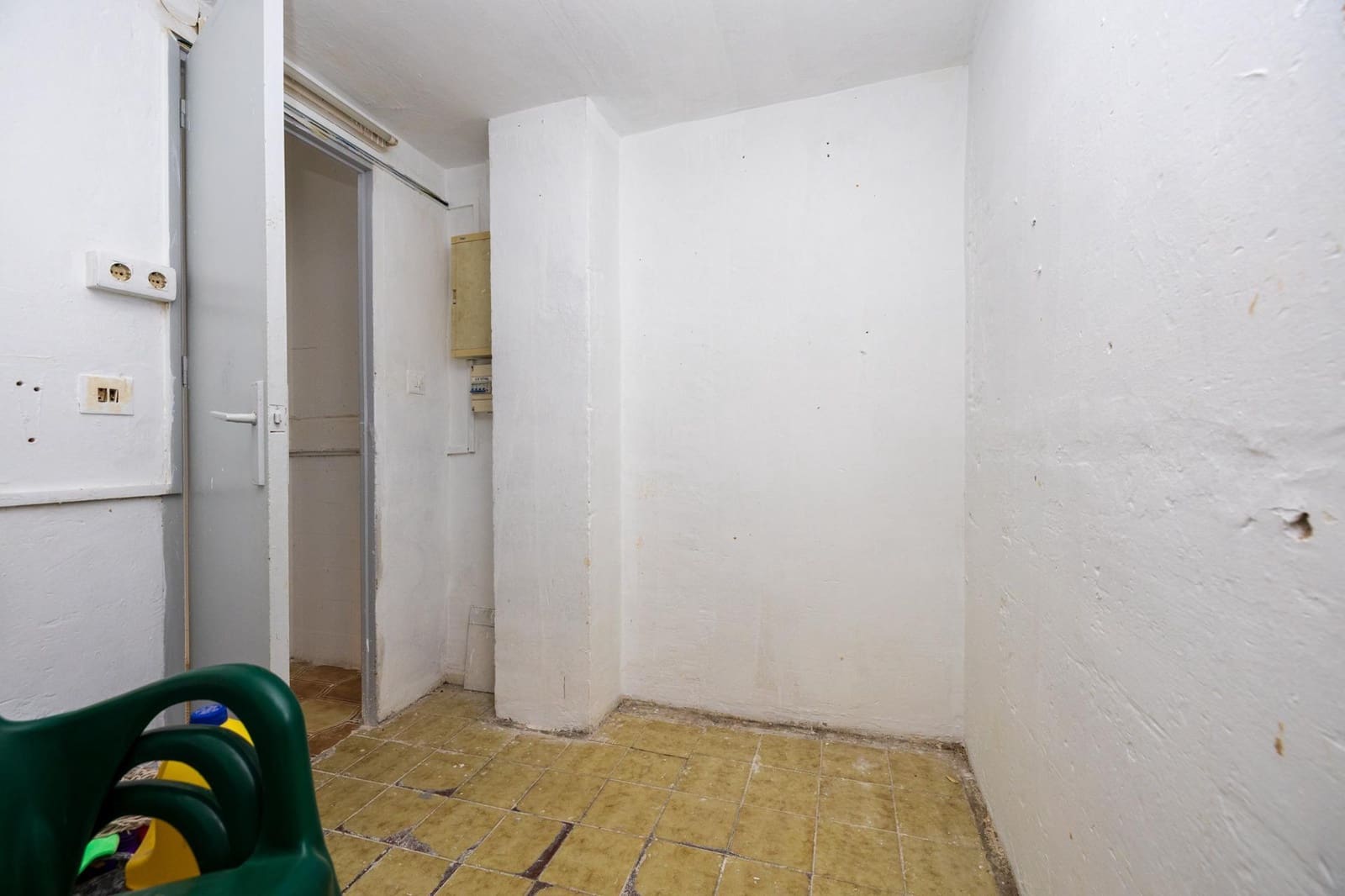 Local Comercial en Granada ciudad en venta - 95.000 € (Ref: 9509073)