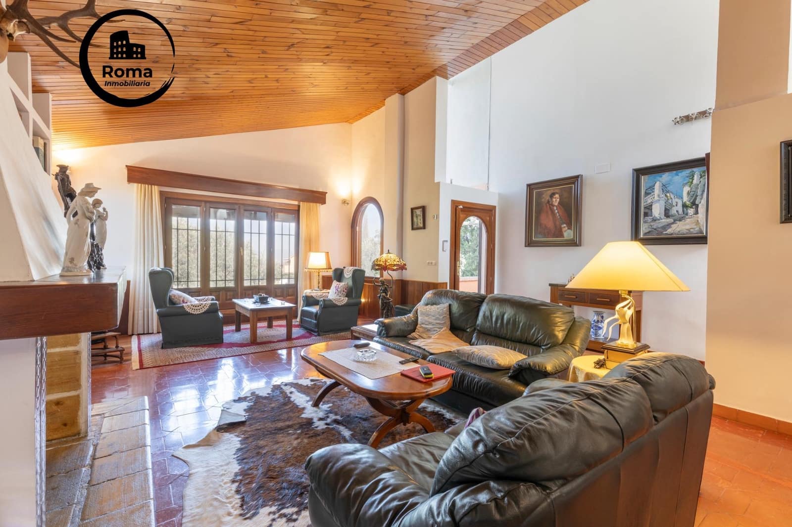 11 bedroom Villa for sale in Huetor Vega with garage - € 850,000 (Ref: 9509079)