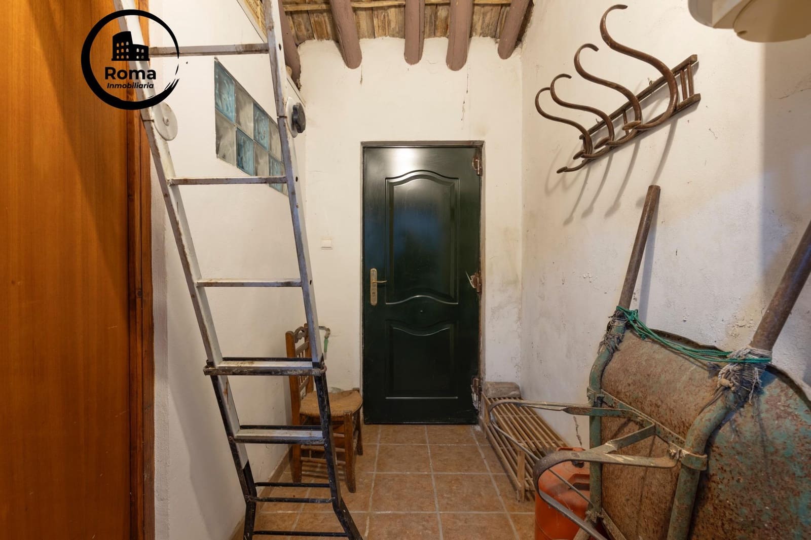 3 bedroom Finca/Country House for sale in Pinos Puente - € 55,000 (Ref: 9509082)
