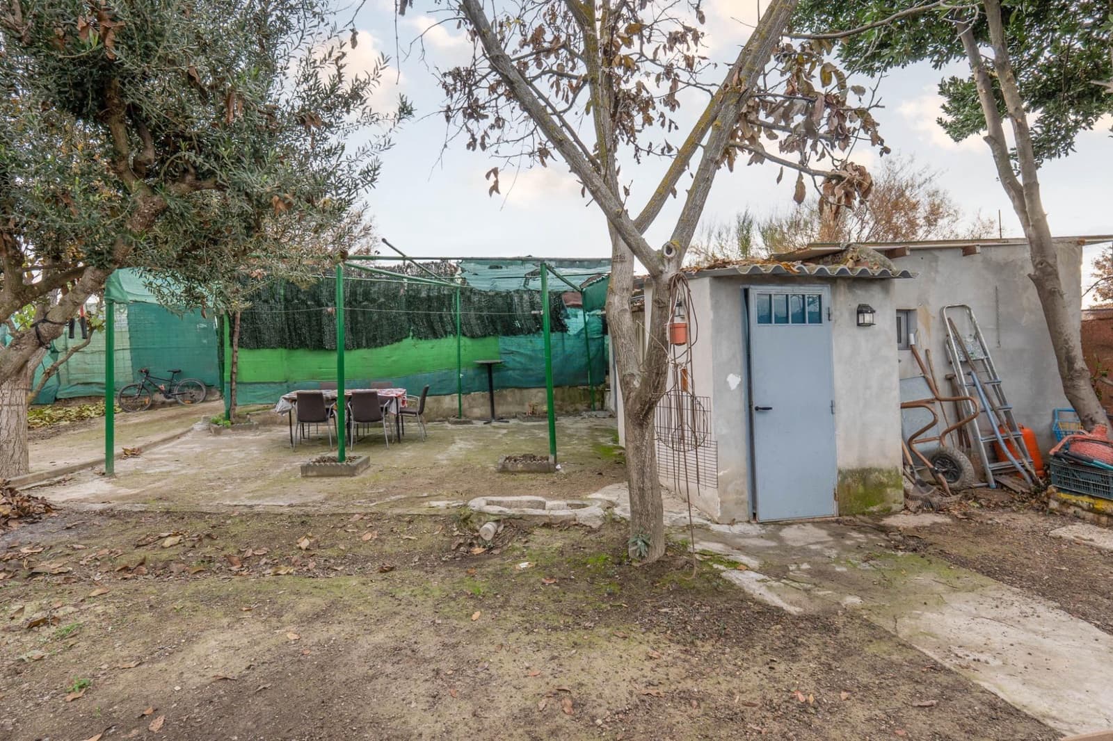 Ubebygd land til salgs i Chauchina - € 55 000 (Ref: 9509083)