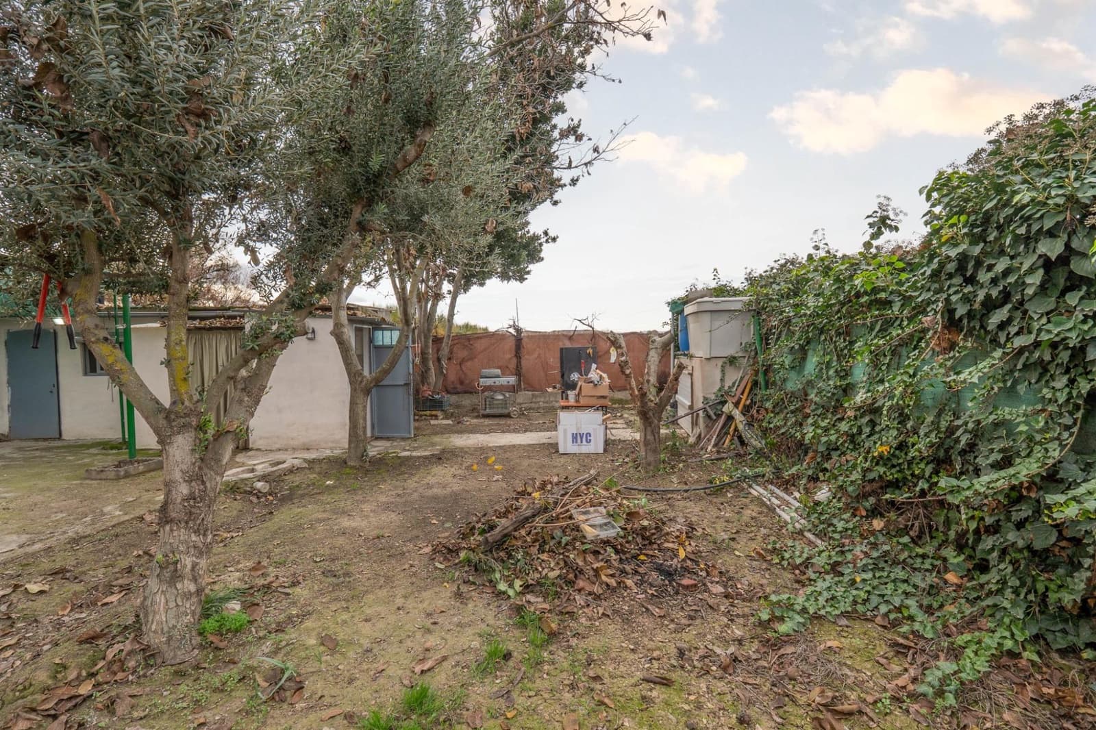 Ubebygd land til salgs i Chauchina - € 55 000 (Ref: 9509083)