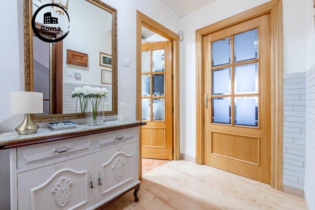 3 chambre Appartement à vendre à Cervantes, Grenade ville - 270 000 € (Ref: 9509084)