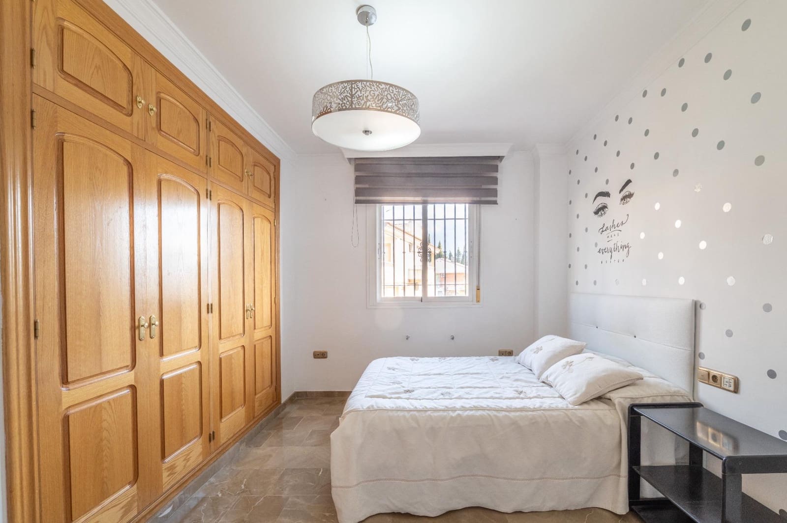 5 bedroom Villa for sale in Huetor Vega with pool garage - € 419,000 (Ref: 9509085)