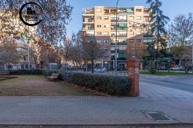 3 soveværelse Lejlighed til salg i Granada by - € 250.000 (Ref: 9509086)