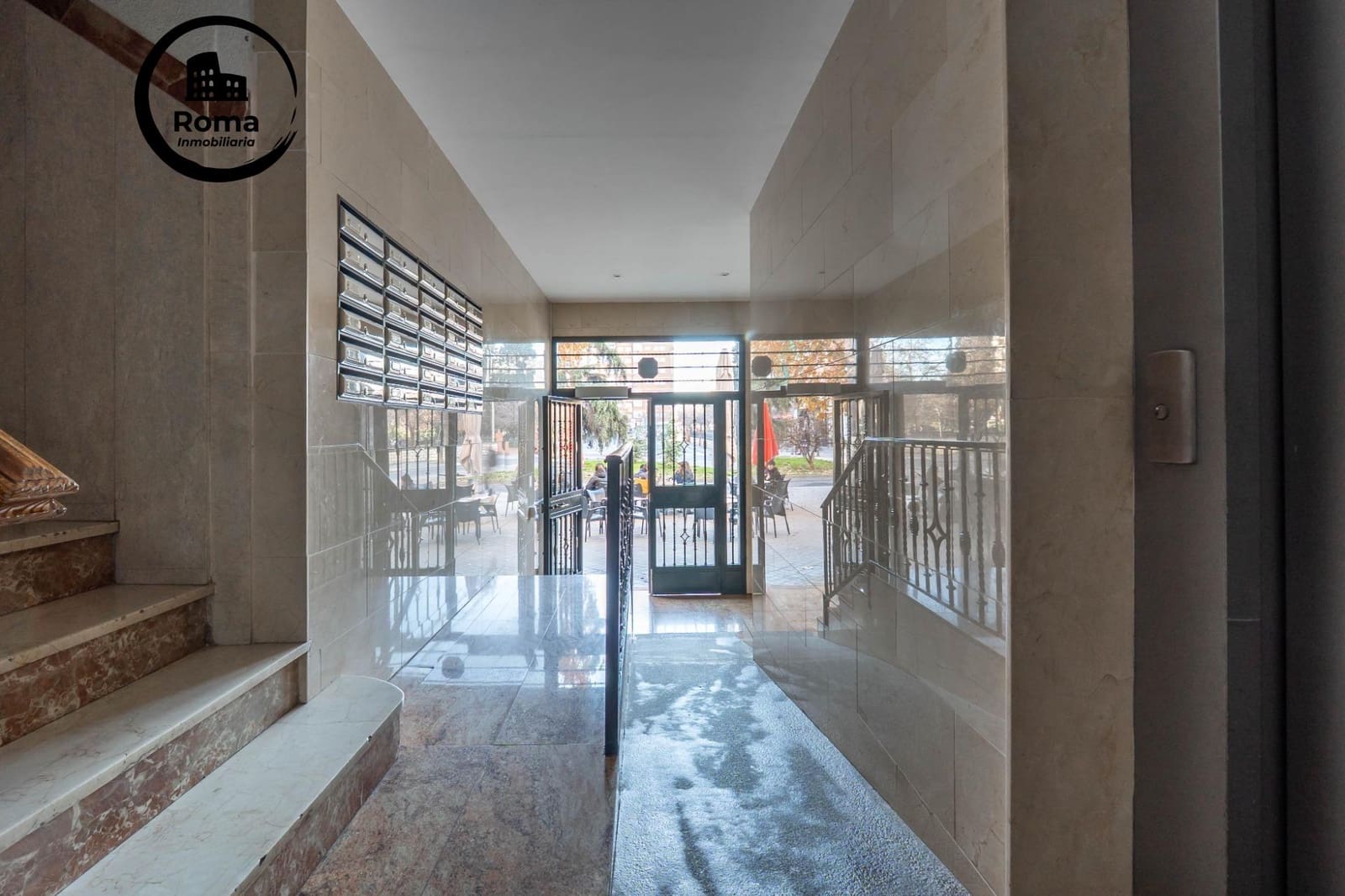 3 soveværelse Lejlighed til salg i Granada by - € 250.000 (Ref: 9509086)