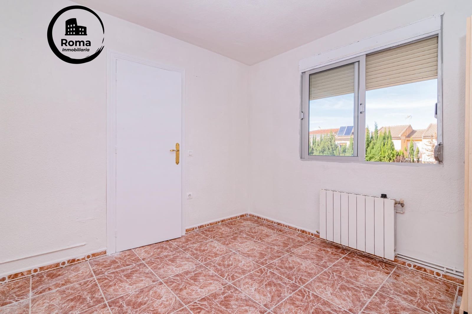 3 bedroom Semi-detached Villa for sale in Cijuela with pool garage - € 220,000 (Ref: 9509093)