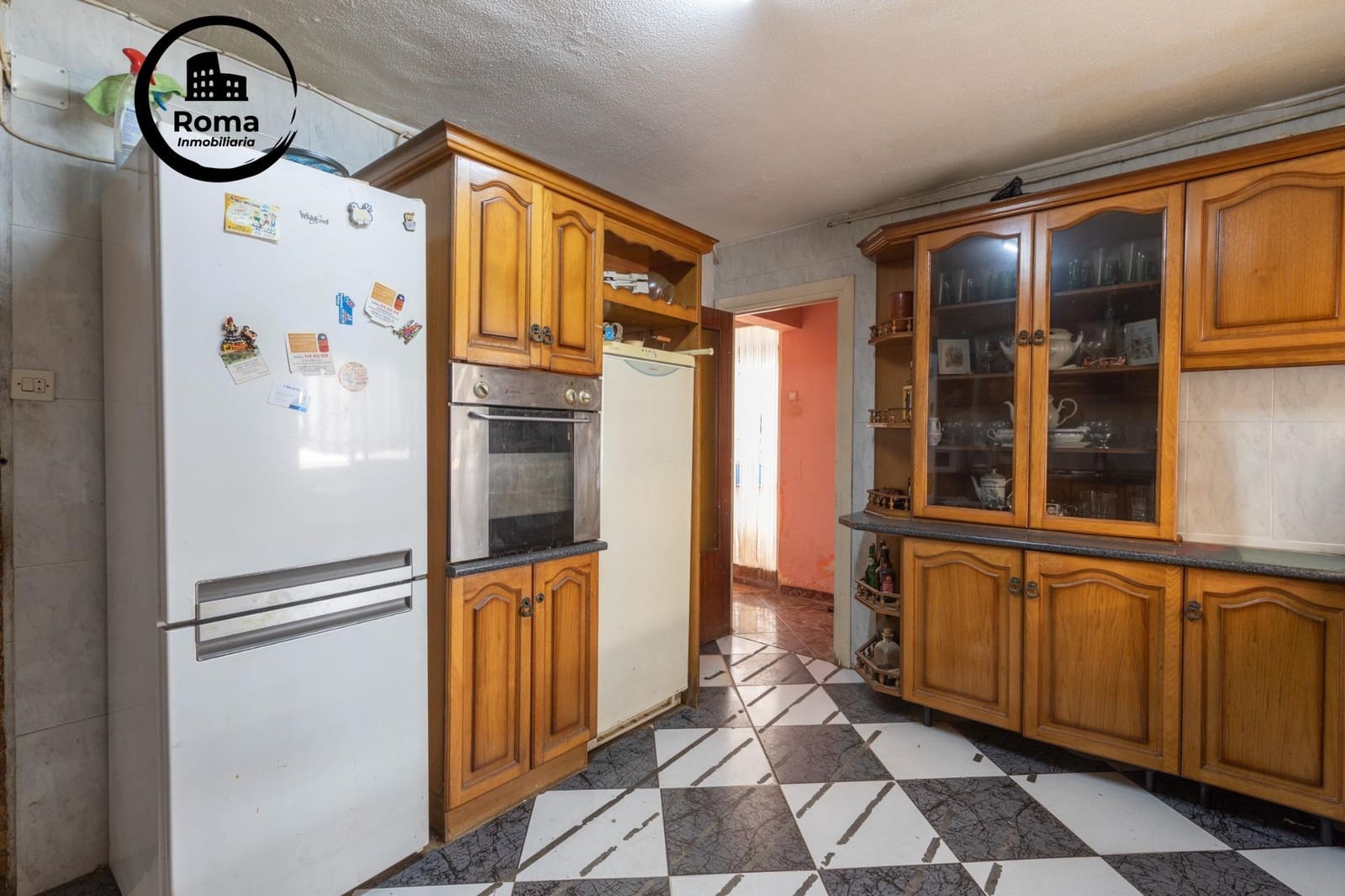 Casa de 4 habitaciones en Armilla en venta - 250.000 € (Ref: 9509098)