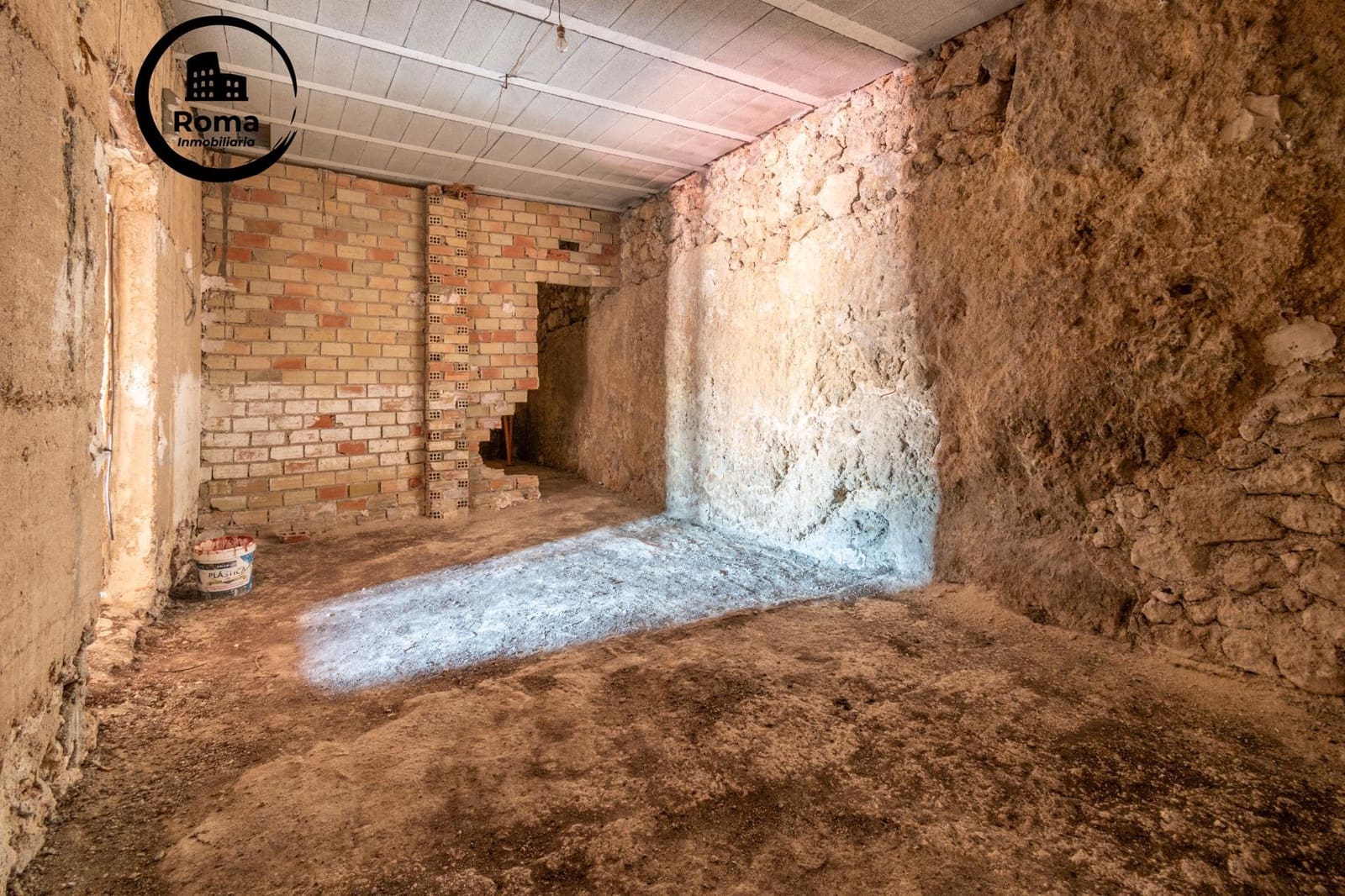 3 makuuhuone Omakotitalo myytävänä paikassa Deifontes - 110 000 € (Ref: 9509099)