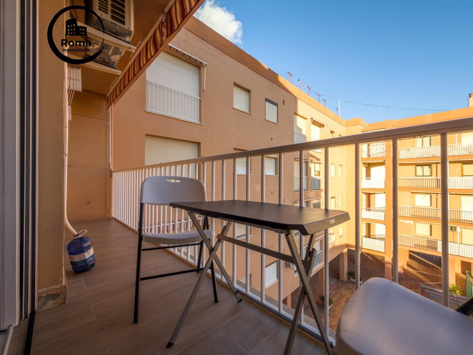 2 bedroom Flat for sale in Salobrena with pool garage - € 259,000 (Ref: 9513513)