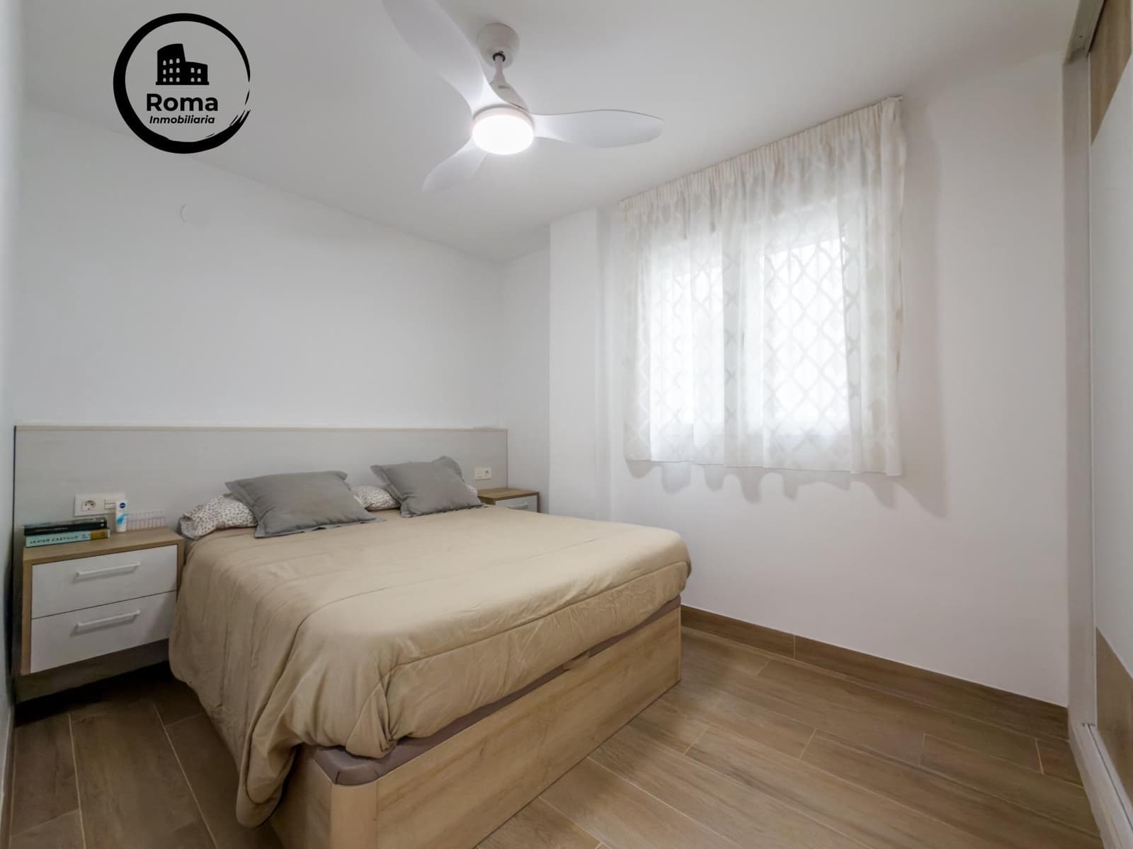 2 bedroom Flat for sale in Salobrena with pool garage - € 259,000 (Ref: 9513513)