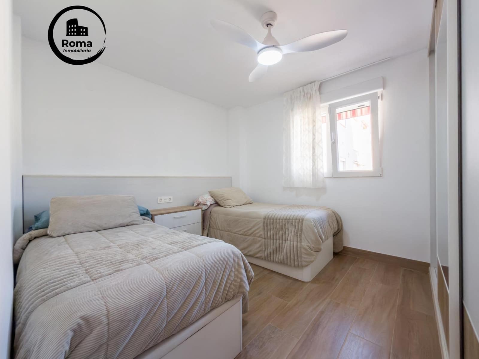 2 bedroom Flat for sale in Salobrena with pool garage - € 259,000 (Ref: 9513513)