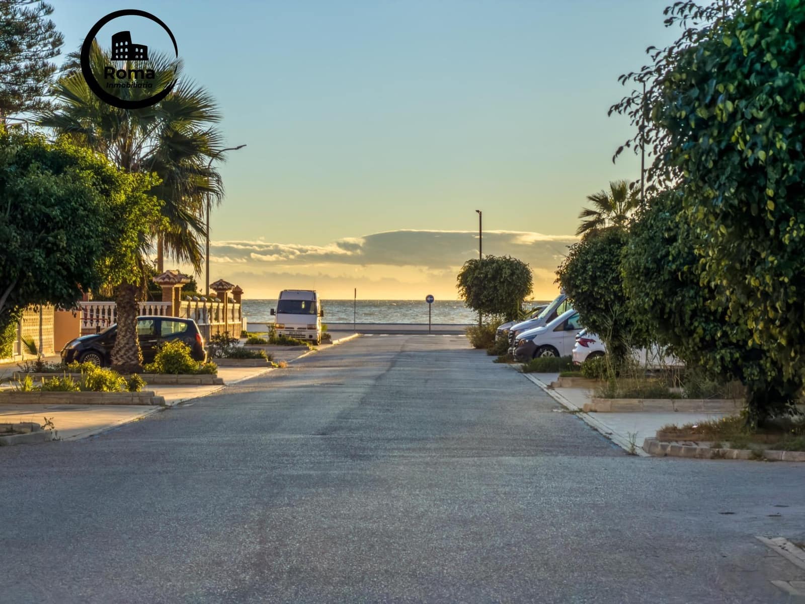 2 bedroom Flat for sale in Salobrena with pool garage - € 259,000 (Ref: 9513513)