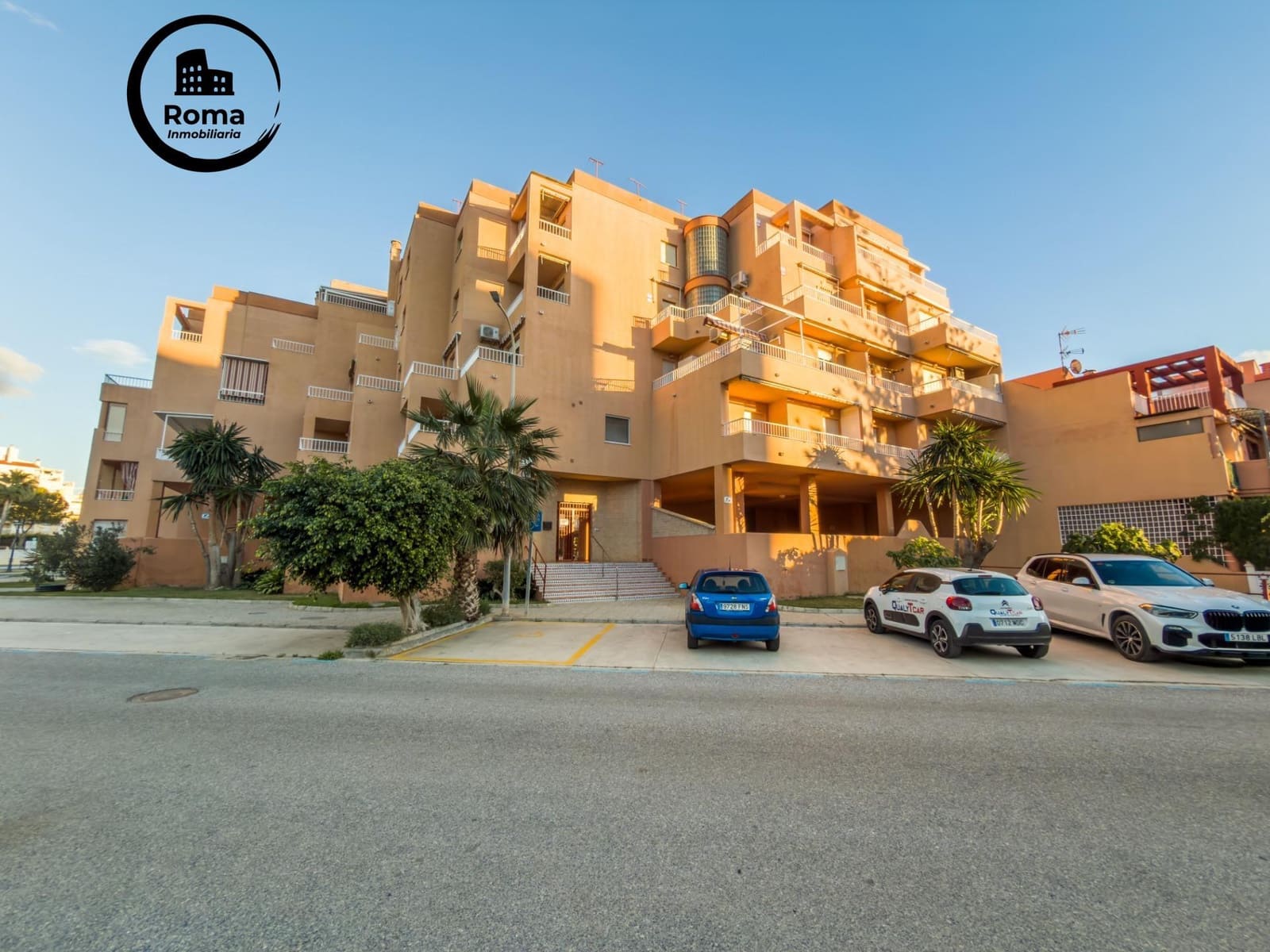 2 bedroom Flat for sale in Salobrena with pool garage - € 259,000 (Ref: 9513513)