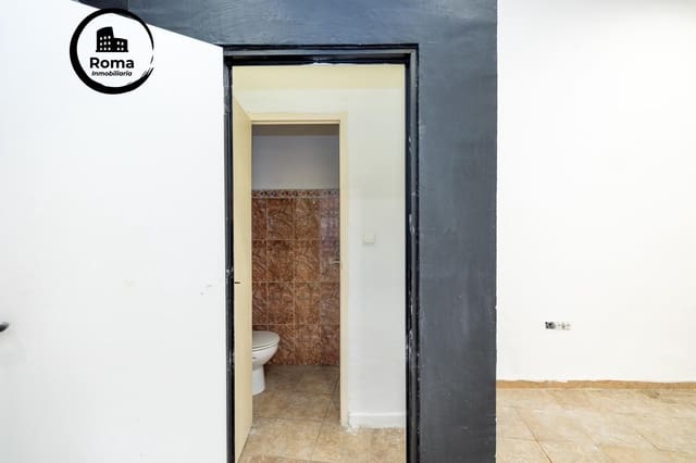 Erhverv til salg i Granada by - € 75.000 (Ref: 9519076)