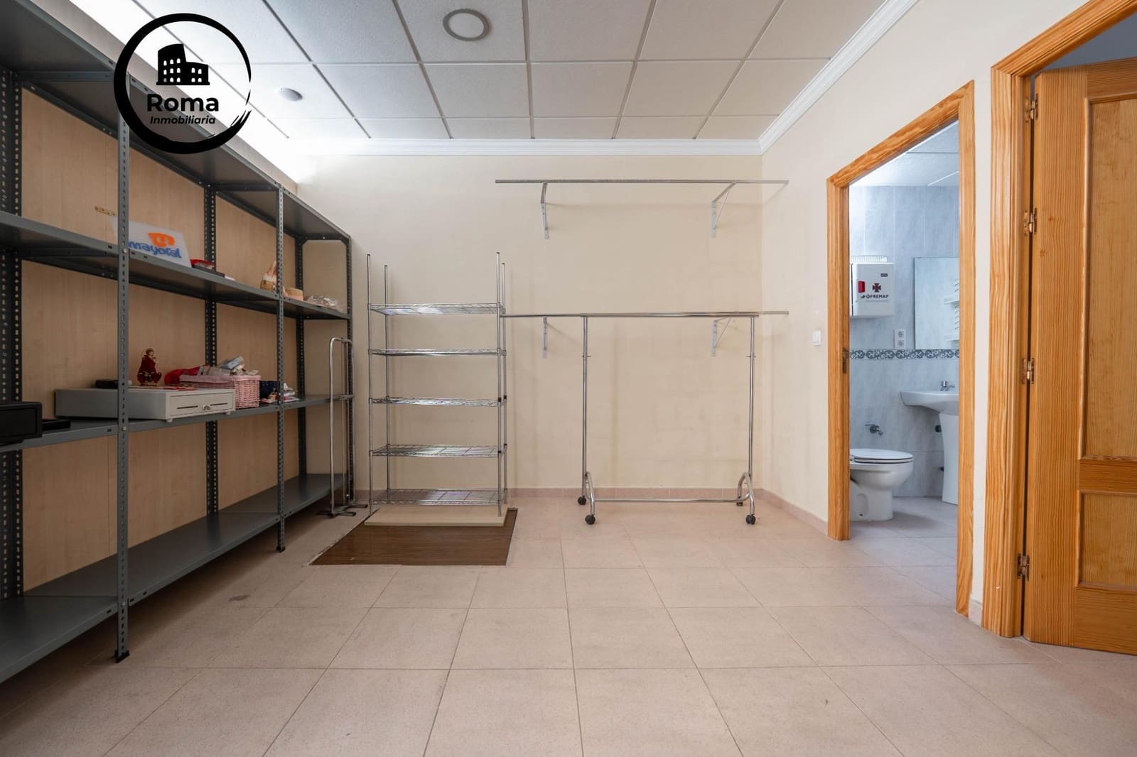 Erhverv til salg i Armilla - € 119.900 (Ref: 9521367)