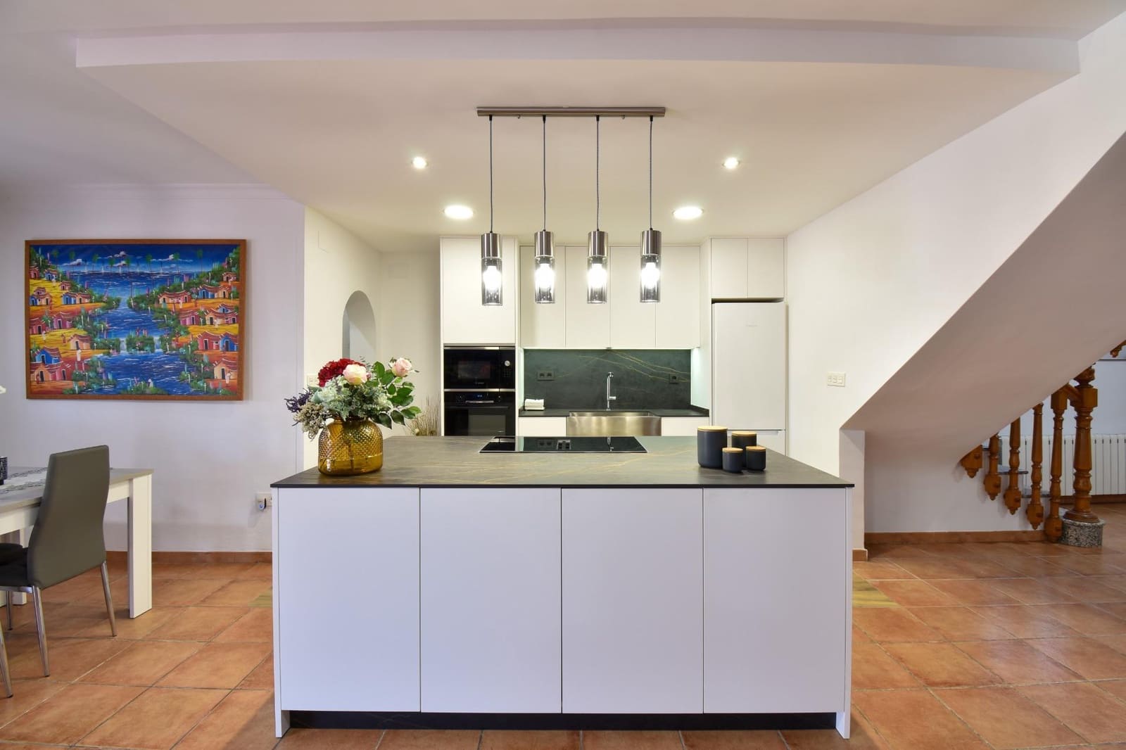 6 bedroom Villa for sale in Padul with pool garage - € 499,000 (Ref: 9521371)