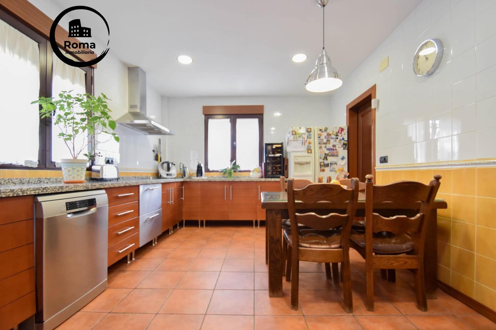 7 soveværelse Villa til salg i Cullar Vega med swimmingpool garage - € 394.000 (Ref: 9524436)