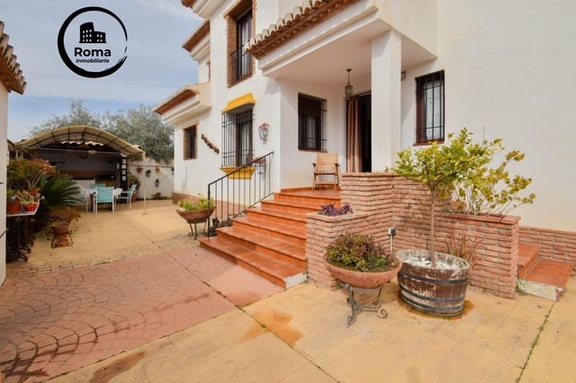 7 soveværelse Villa til salg i Cúllar Vega med swimmingpool garage - € 394.000 (Ref: 9524436)