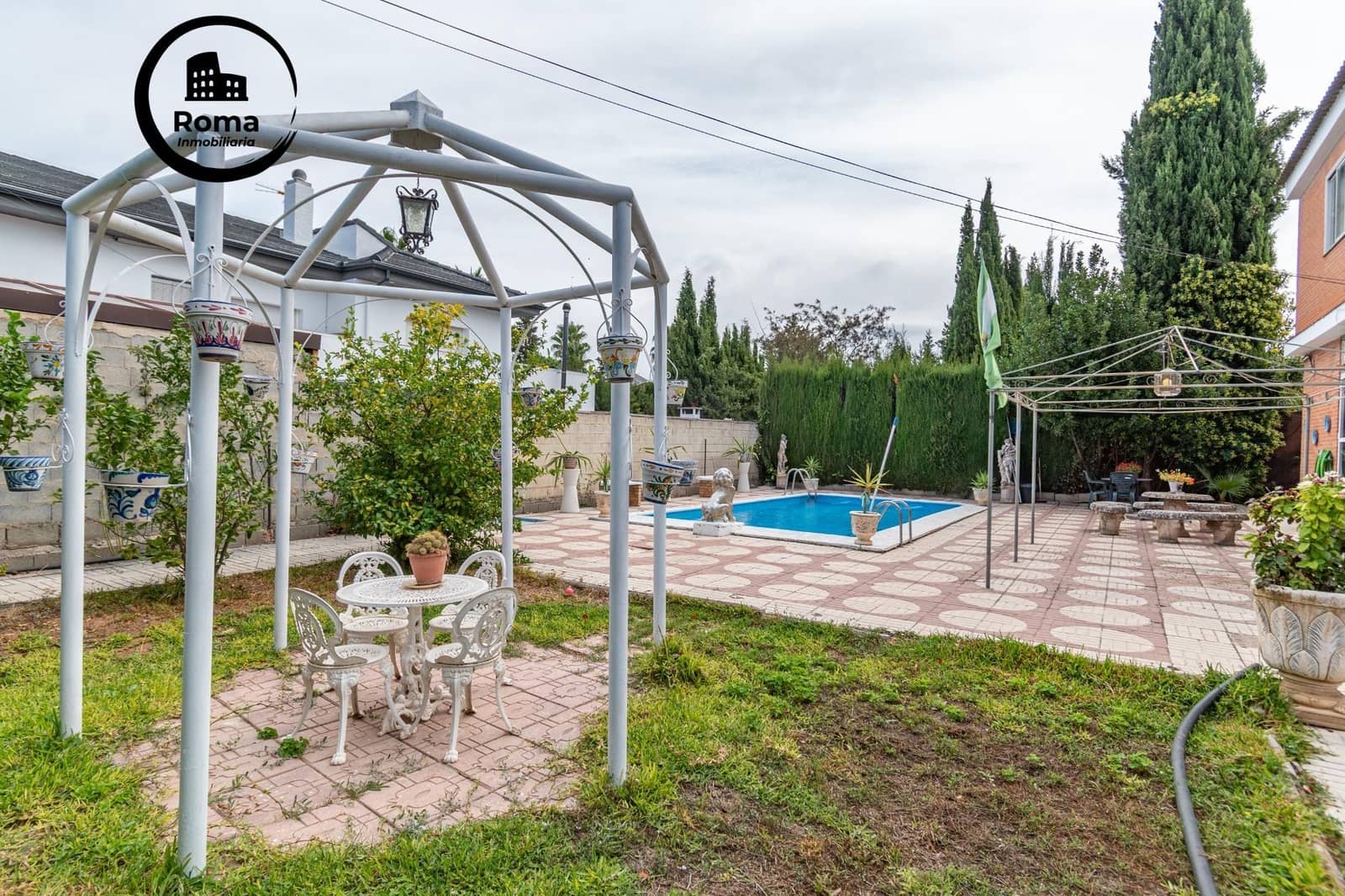 5 chambre Villa/Maison à vendre à Otura avec piscine garage - 370 000 € (Ref: 9524437)