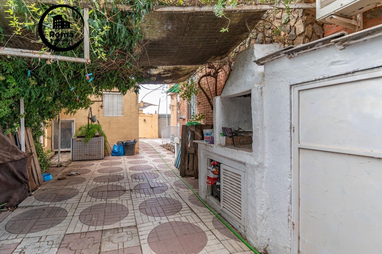 5 chambre Villa/Maison à vendre à Otura avec piscine garage - 370 000 € (Ref: 9524437)