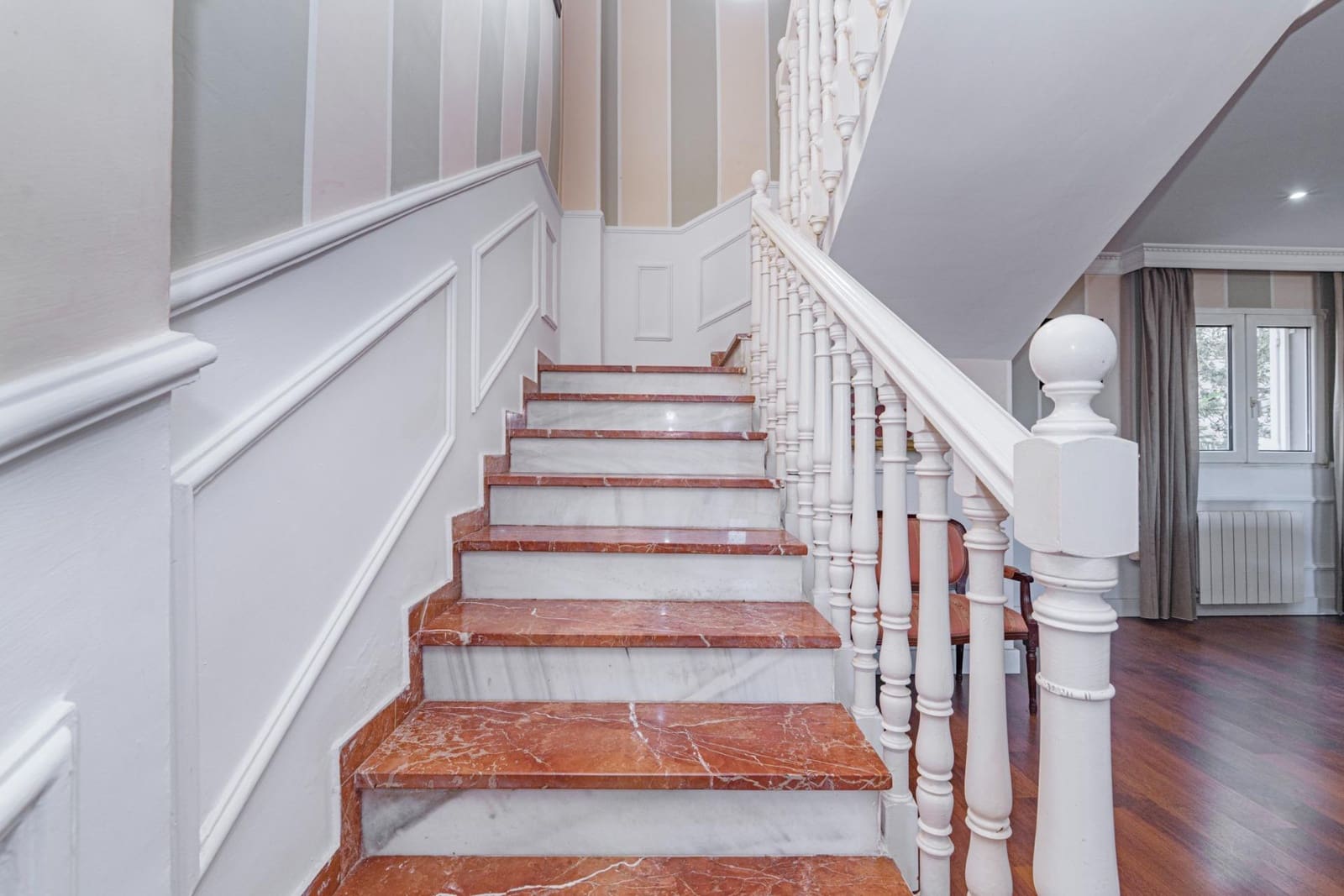 5 makuuhuone Huvila myytävänä paikassa Monachil mukana uima-altaan 
autotalli - 399 000 € (Ref: 9524439)