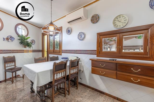 11 sypialnia Willa na sprzedaż w Huétor Vega z garażem - 850 000 € (Ref: 9524449)