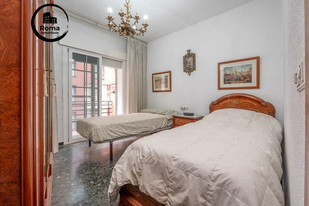 4 sovrum Lägenhet till salu i Granada stad med garage - 410 000 € (Ref: 9524450)