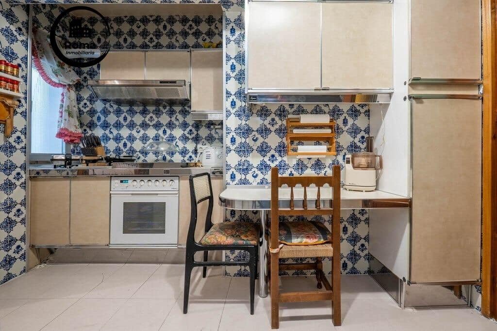 4 sovrum Lägenhet till salu i Granada stad med garage - 410 000 € (Ref: 9524450)