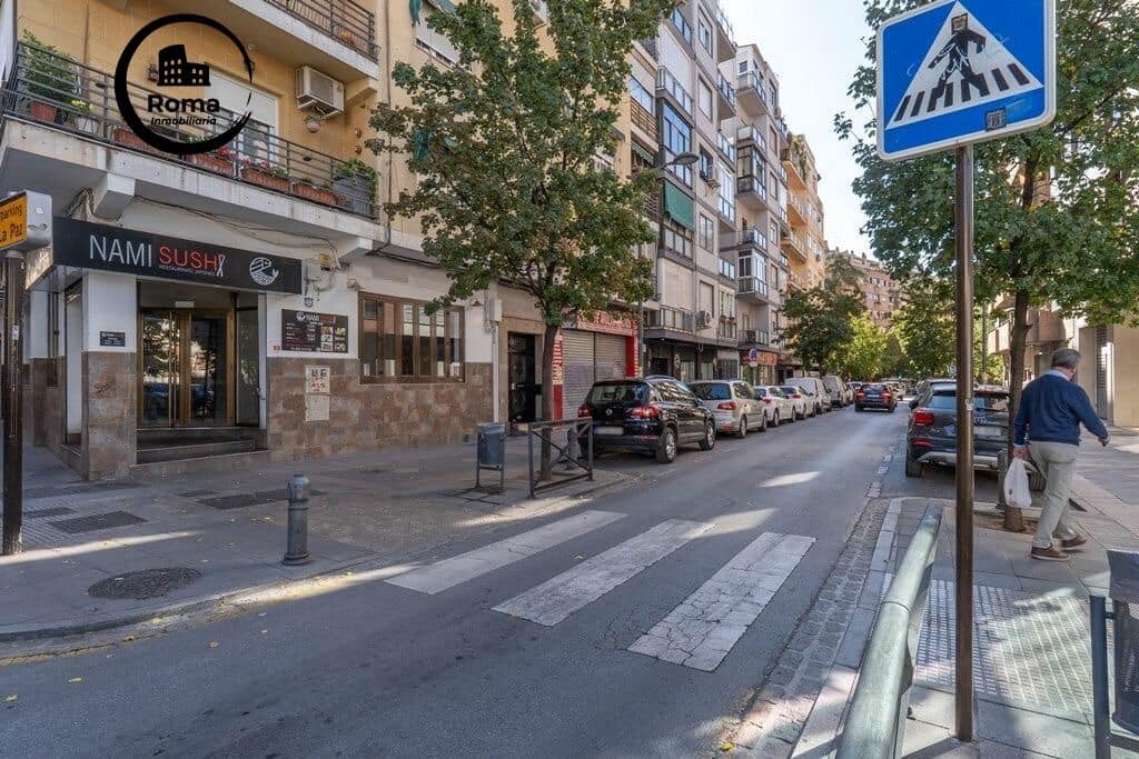4 sovrum Lägenhet till salu i Granada stad med garage - 410 000 € (Ref: 9524450)