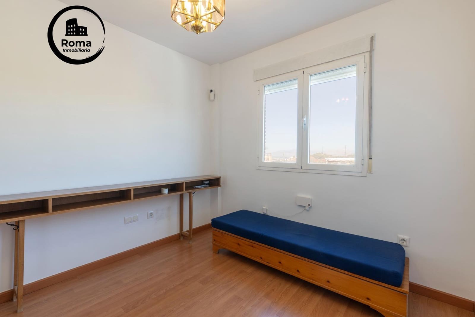 5 soveværelse Semi-Rækkehus til salg i Huetor Vega med garage - € 340.000 (Ref: 9524455)