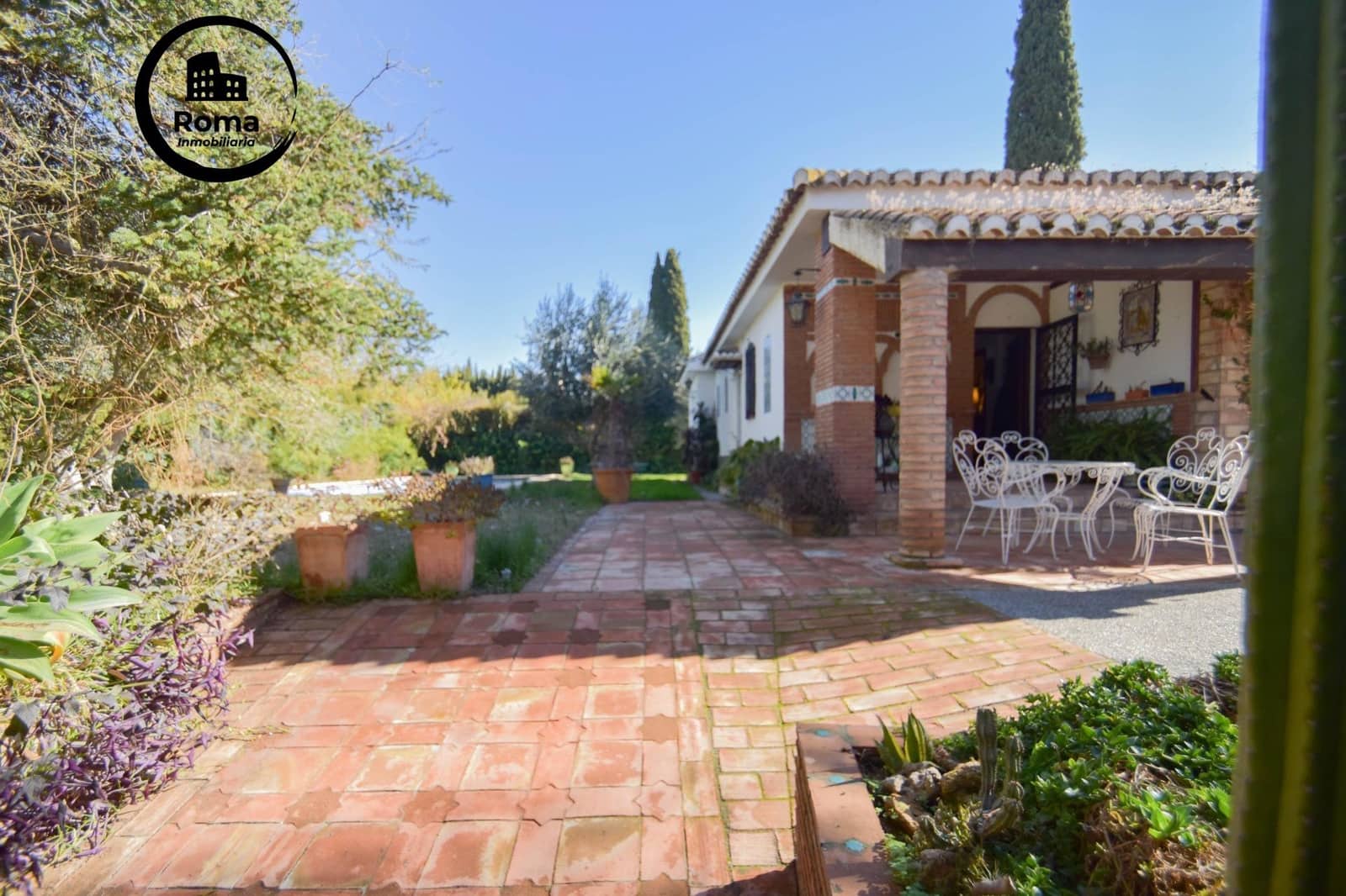 3 Zimmer Villa zu verkaufen in Ogijares mit Pool Garage - 330.000 € (Ref: 9527818)