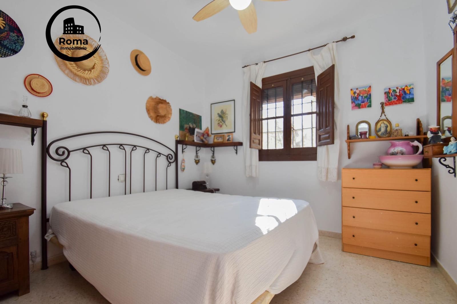 3 Zimmer Villa zu verkaufen in Ogijares mit Pool Garage - 330.000 € (Ref: 9527818)