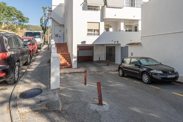 Garage for sale in Cenes de la Vega - € 9,000 (Ref: 9527826)