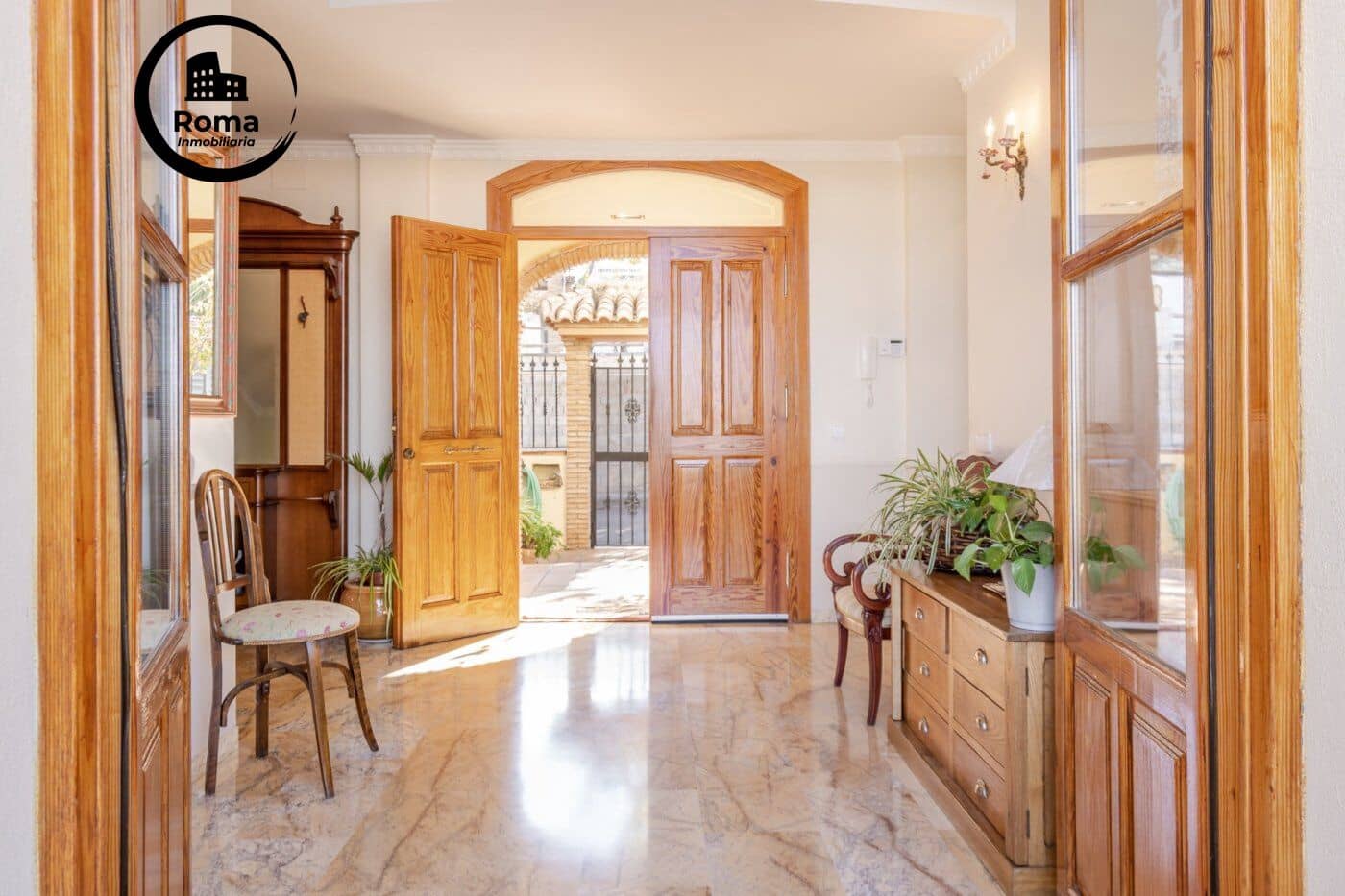 6 bedroom Villa for sale in Monachil with pool garage - € 485,000 (Ref: 9533855)