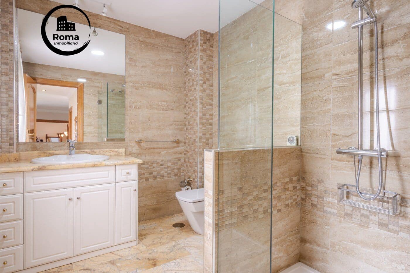 6 bedroom Villa for sale in Monachil with pool garage - € 485,000 (Ref: 9533855)