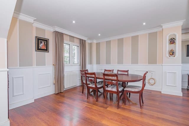 5 soverom Villa til salgs i Monachil med svømmebasseng garasje - € 399 000 (Ref: 9533859)