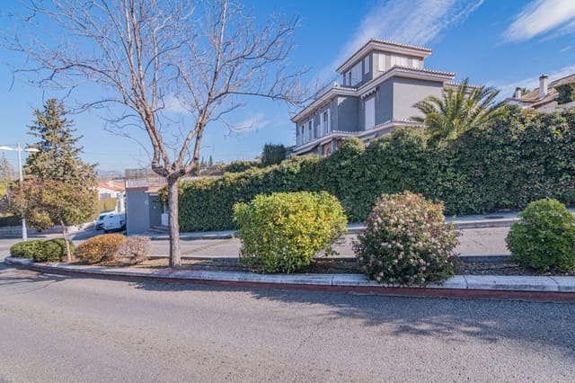 5 soverom Villa til salgs i Monachil med svømmebasseng garasje - € 399 000 (Ref: 9533859)