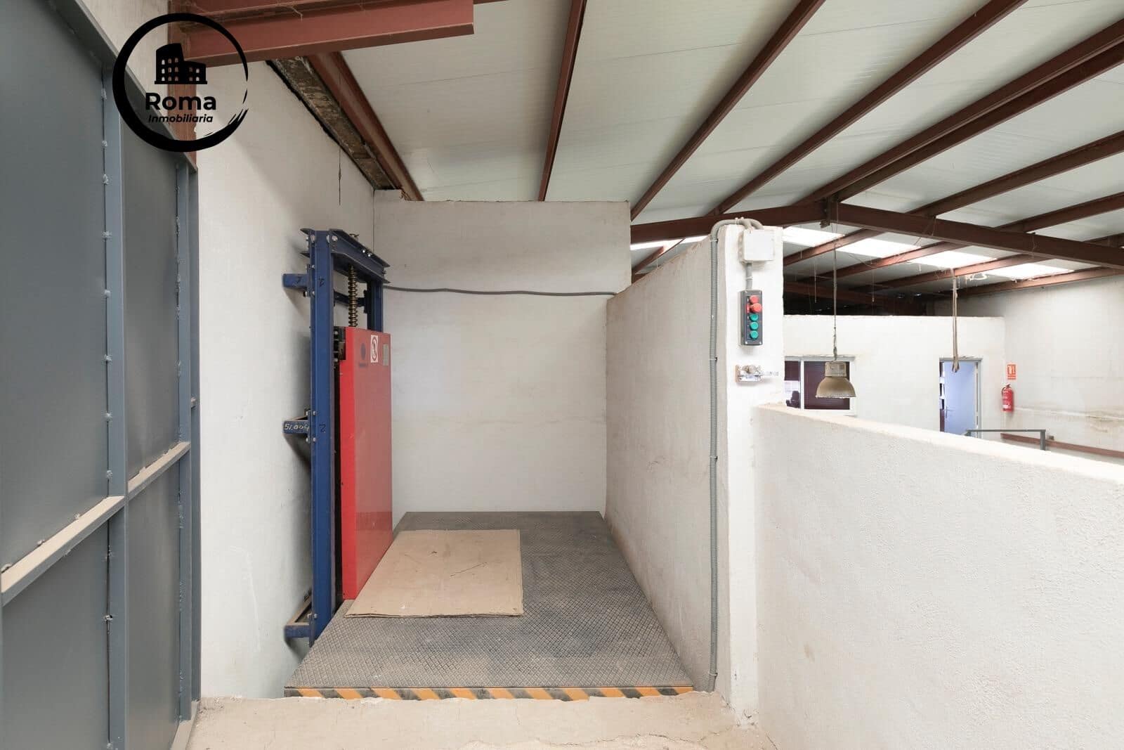 Business for sale in Cijuela - € 236,000 (Ref: 9533868)