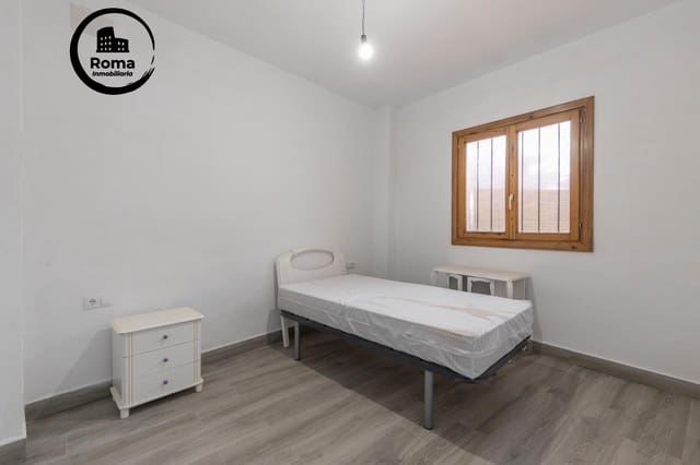 Casa de 6 habitaciones en Moclín en venta - 139.900 € (Ref: 9533875)