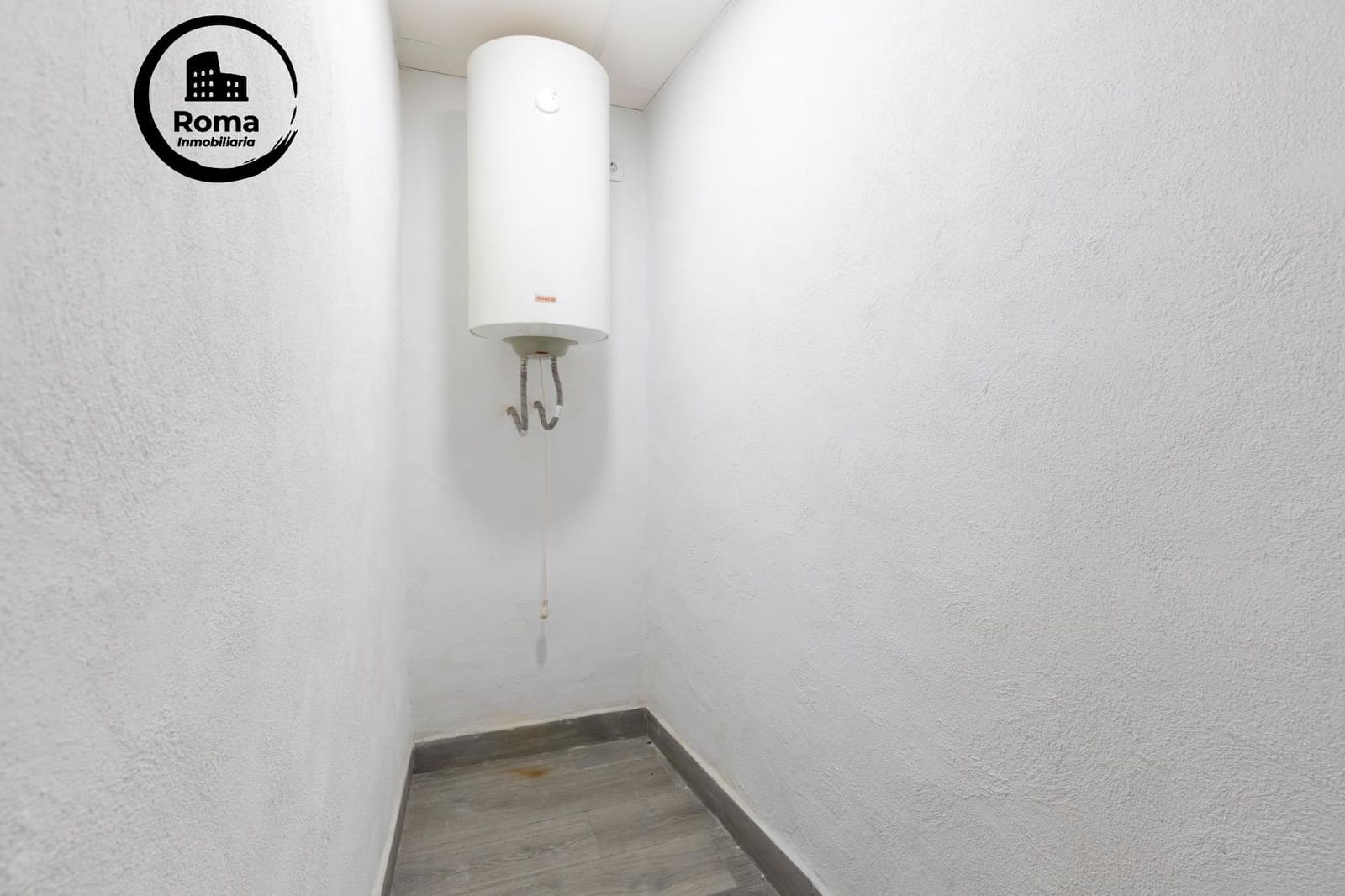 6 bedroom Townhouse for sale in Moclin - € 139,900 (Ref: 9533875)