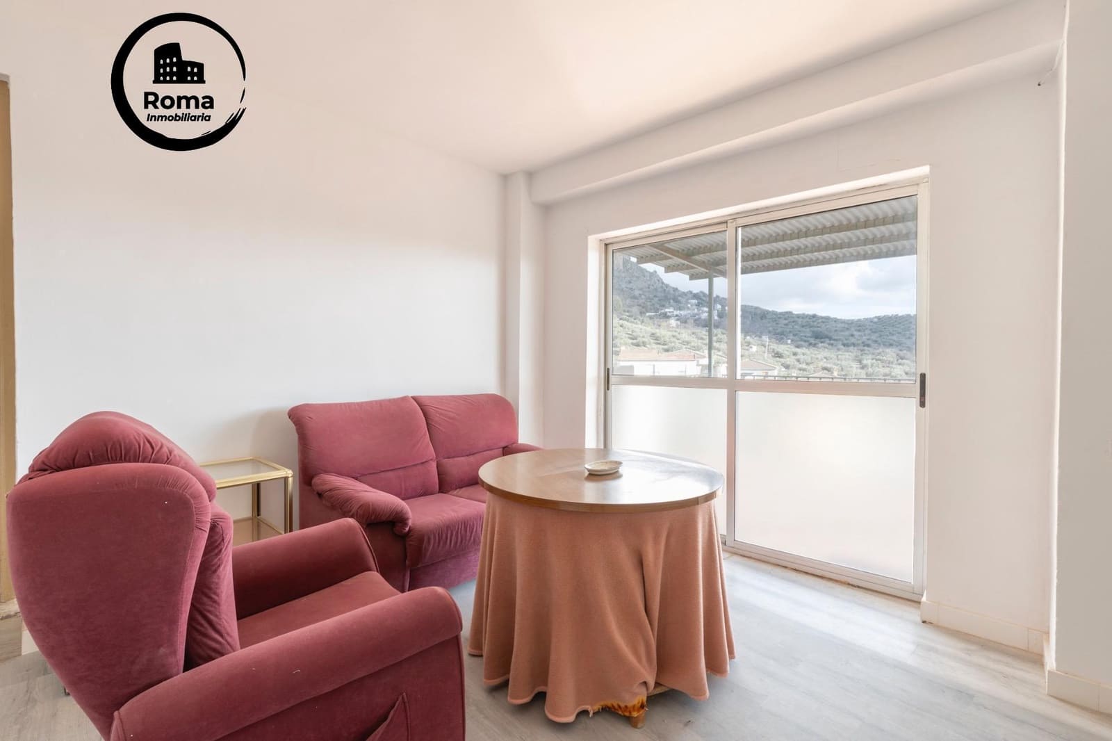 6 bedroom Townhouse for sale in Moclin - € 139,900 (Ref: 9533875)