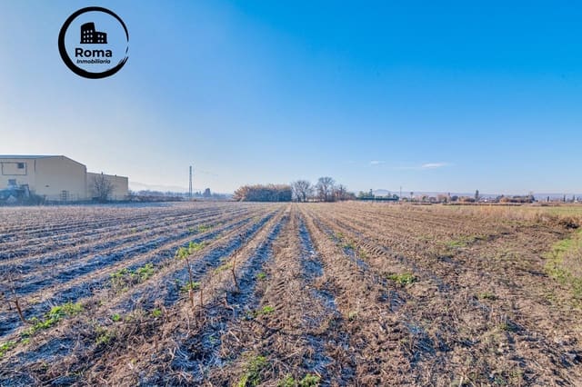 Grunde uden byggetilladelser til salg i Granada by - € 160.000 (Ref: 9536067)