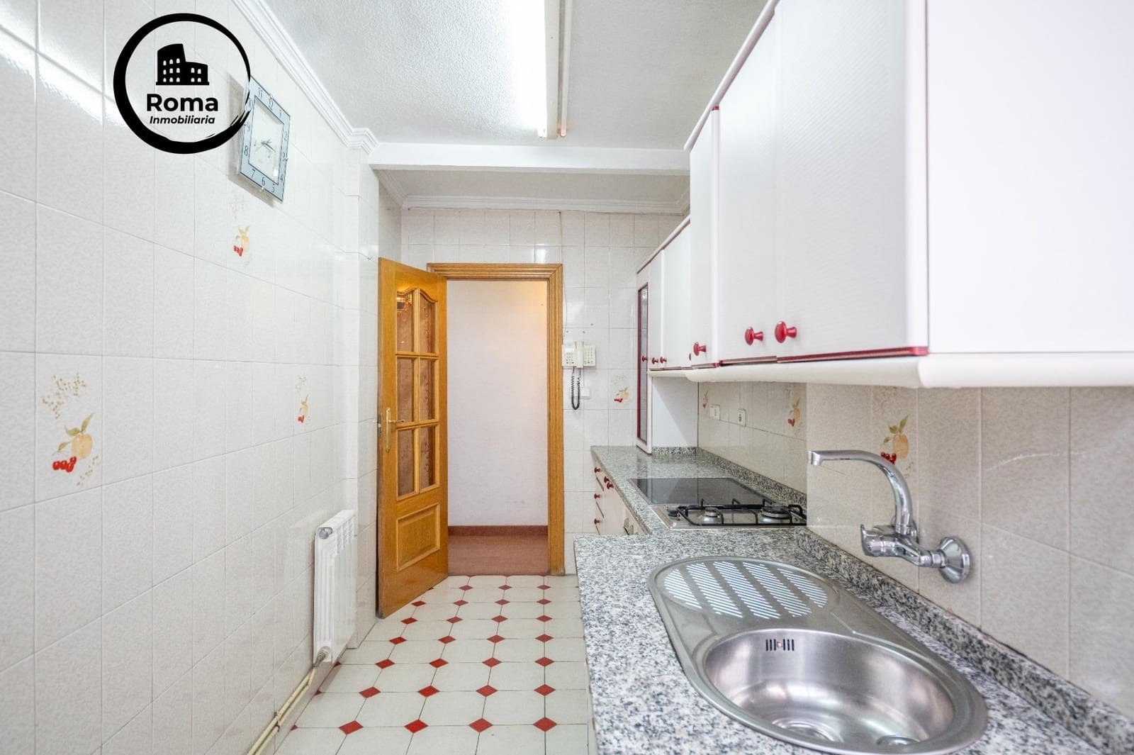 4 sovrum Lägenhet till salu i Granada stad - 270 000 € (Ref: 9548393)