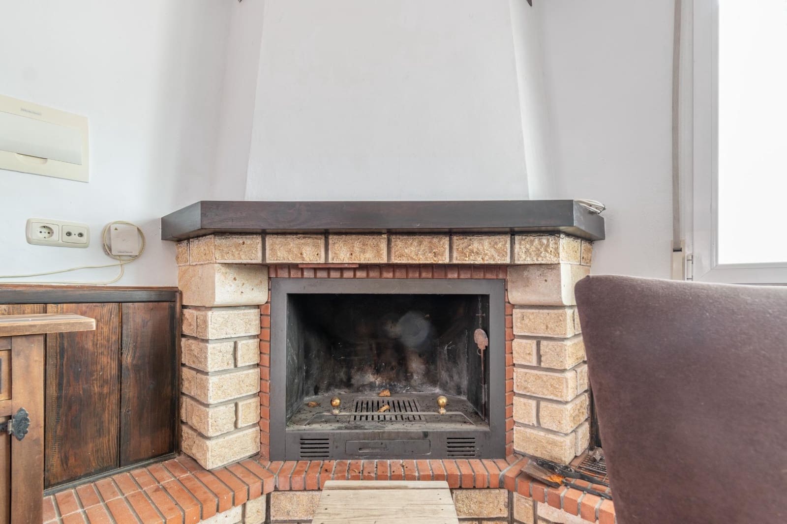 4 bedroom Villa for sale in Otura with pool garage - € 319,000 (Ref: 9551809)