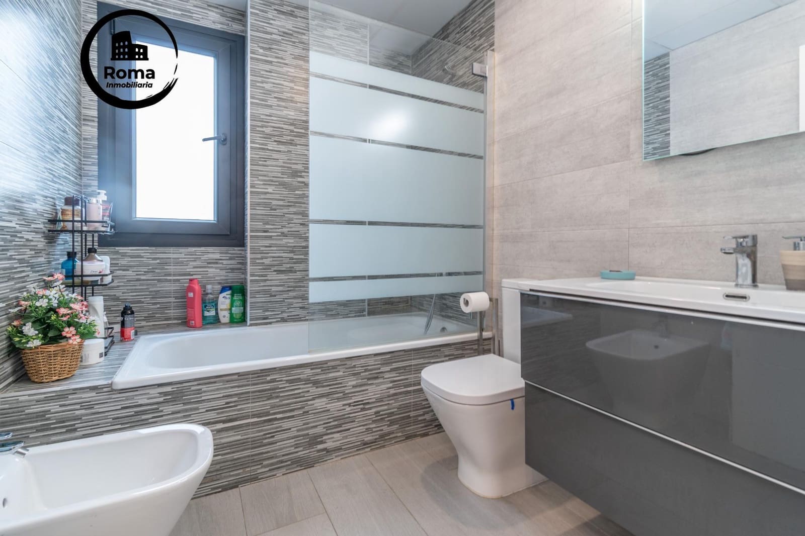 3 sypialnia Mieszkanie na sprzedaż w Armilla z basenem - 462 000 € (Ref: 9551811)