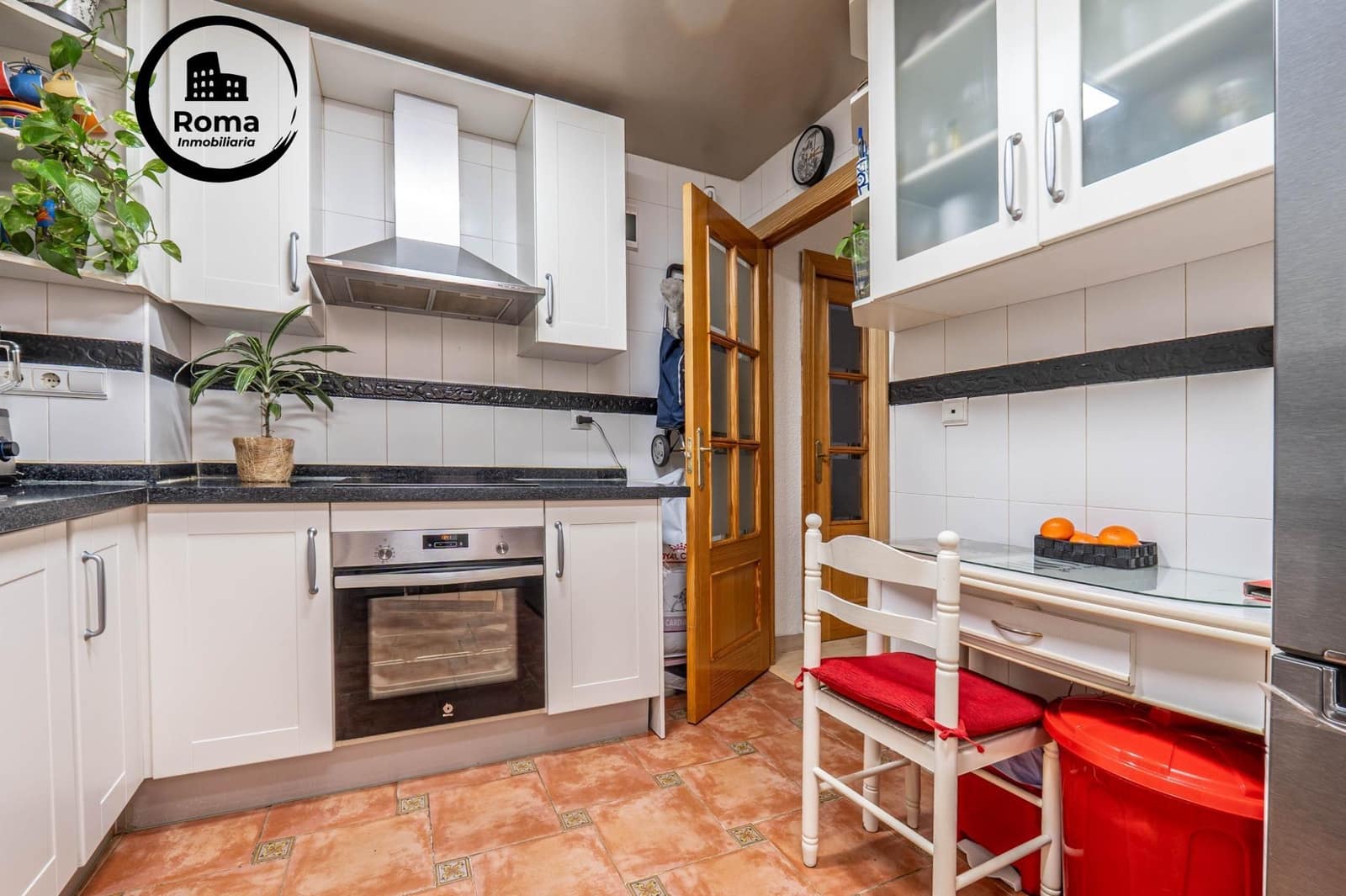 3 soveværelse Lejlighed til salg i Granada by - € 260.000 (Ref: 9551820)