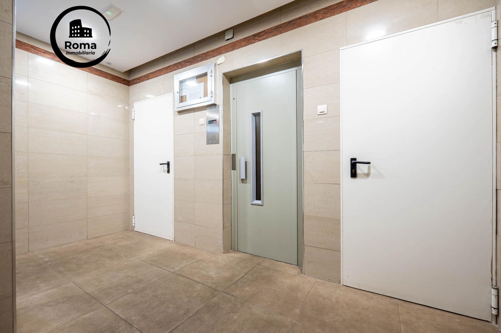 3 soveværelse Lejlighed til salg i Granada by - € 260.000 (Ref: 9551820)