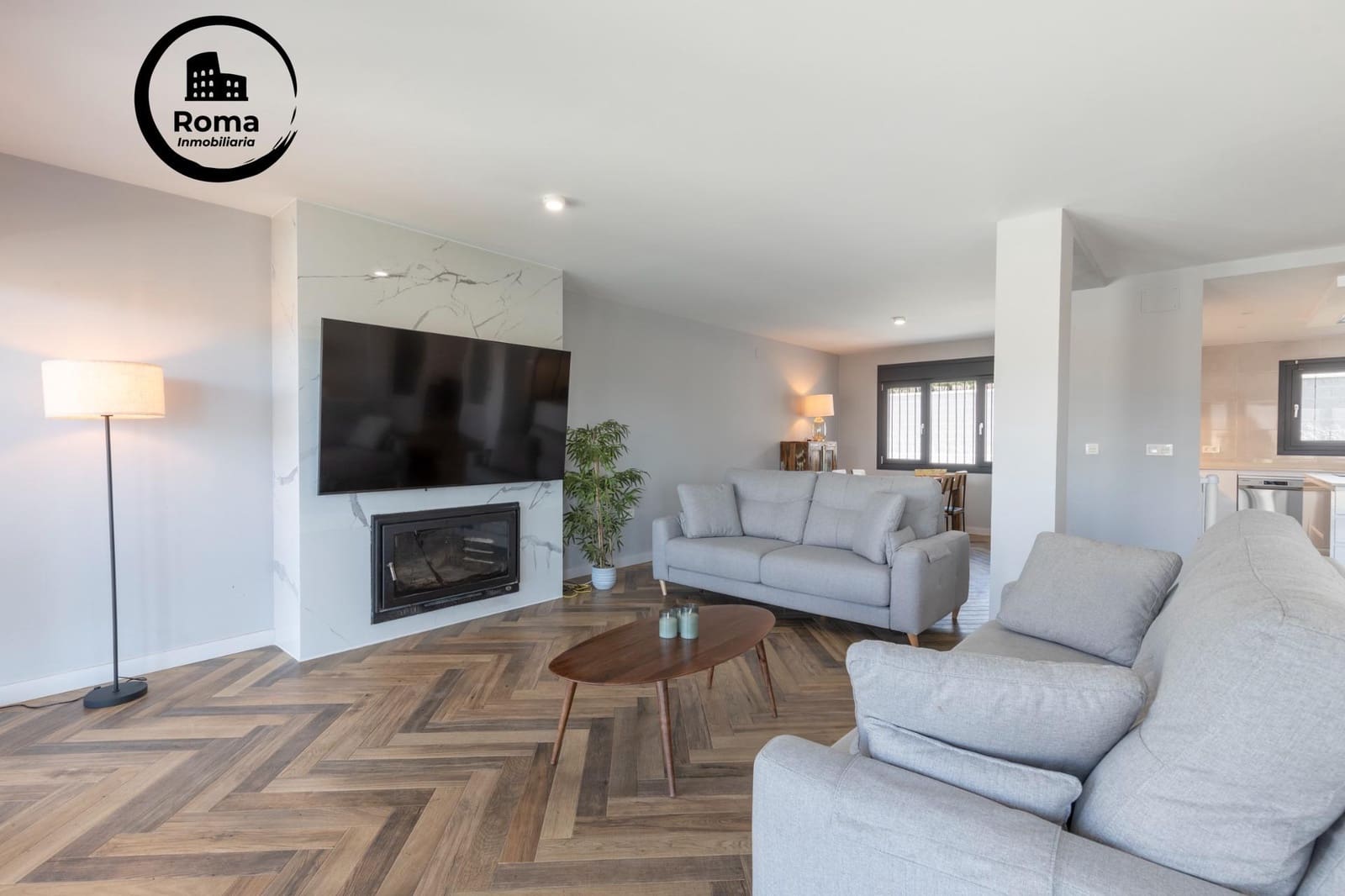 Chalet de 4 habitaciones en Padul en venta con piscina - 600.000 € (Ref: 9551830)