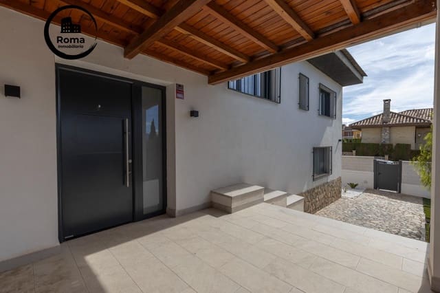 Chalet de 4 habitaciones en Padul en venta con piscina - 600.000 € (Ref: 9551830)