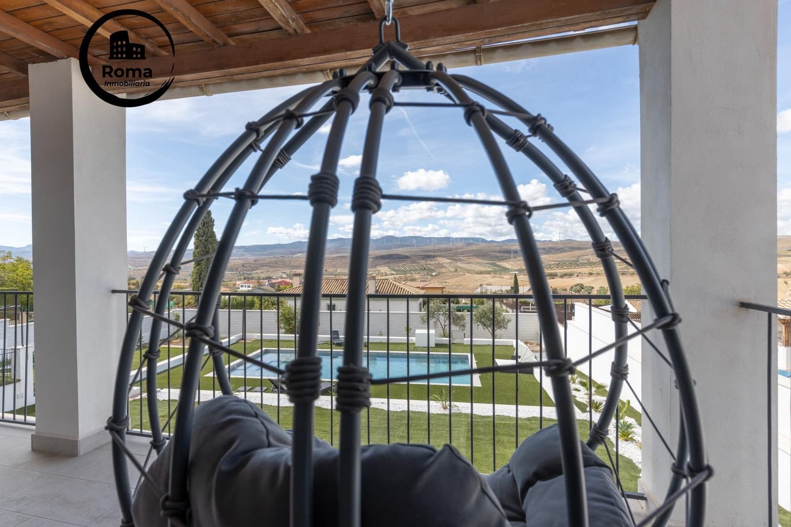 Chalet de 4 habitaciones en Padul en venta con piscina - 600.000 € (Ref: 9551830)